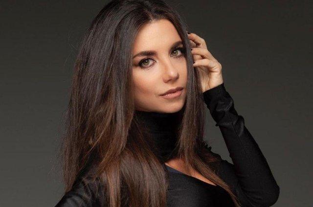 Анна Плетнева показала дочек