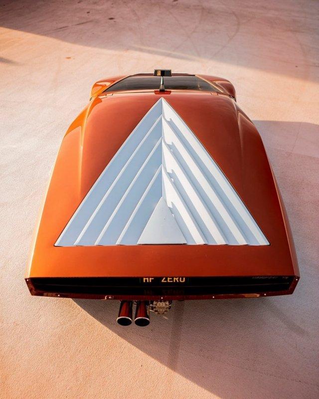 Невероятный Lancia Bertone Stratos HF Zero