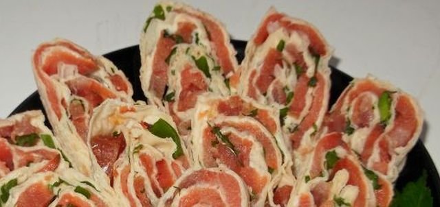 ТОП-10 вкусных, быстрых и простых закусок на новогодний стол (10 фото)