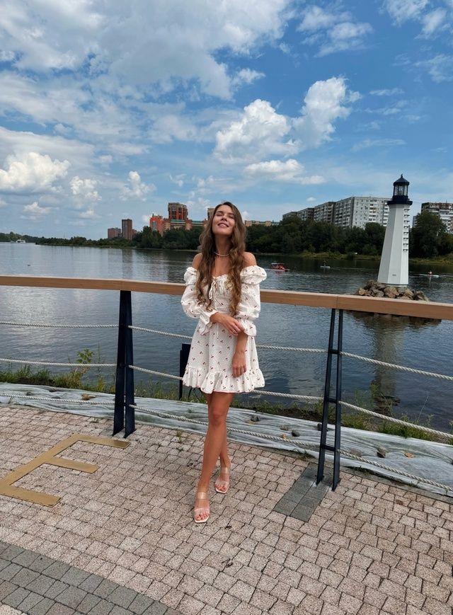 Смешной фейл в прямом эфире от ведущей новостей из Красноярска