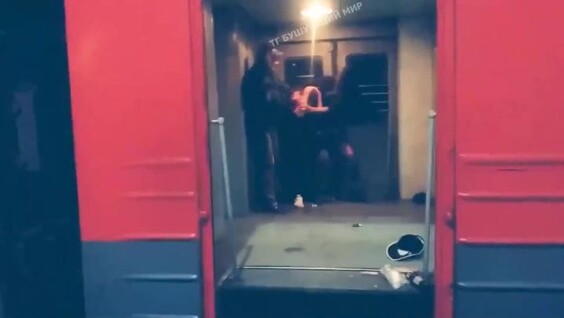 
        Машинист охладил пыл драчунов    