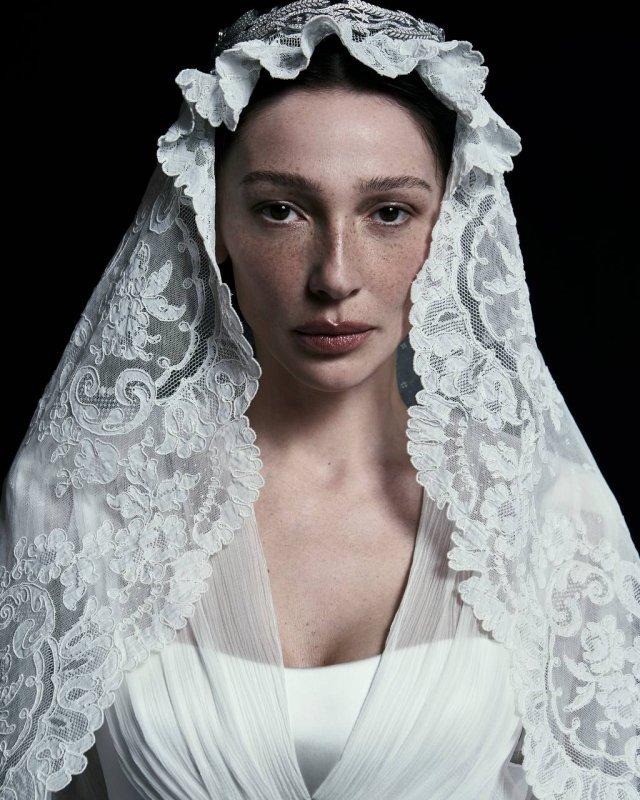 Настя Ивлеева вышла замуж за ведущего канала "Культура" Филиппа Бегака: первые фото