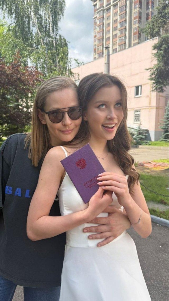 Анна Пересильд окончила 9-й класс