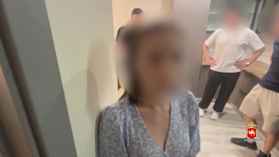 
        В Челябинске полицейские пресекли деятельность двух вебкам-студий    