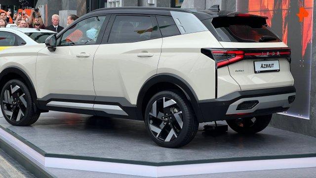 "АвтоВАЗ" представил новый автомобиль — кроссовер Lada Azimut