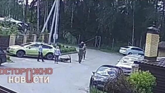 
        В Подмосковье мужчина избил мальчика за то, что он ездил на мотоцикле    