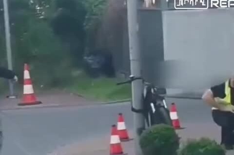
        В Варшаве иностранец жестоко избил охранника    