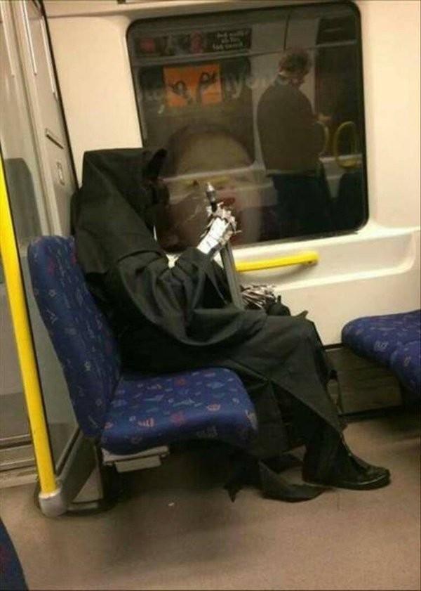 Метро чудачеств