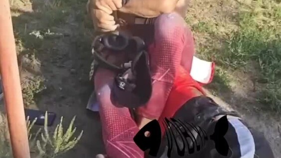 
        В Красноярском крае мужчина пытался увести двух девочек с пляжа: его поймали прохожие    