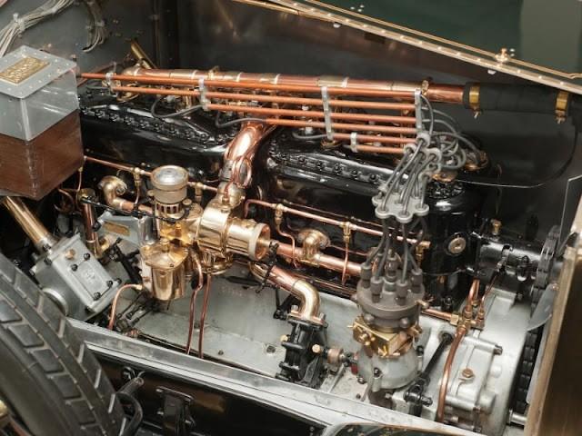 «Серебряный призрак» Rolls-Royce 1915 года