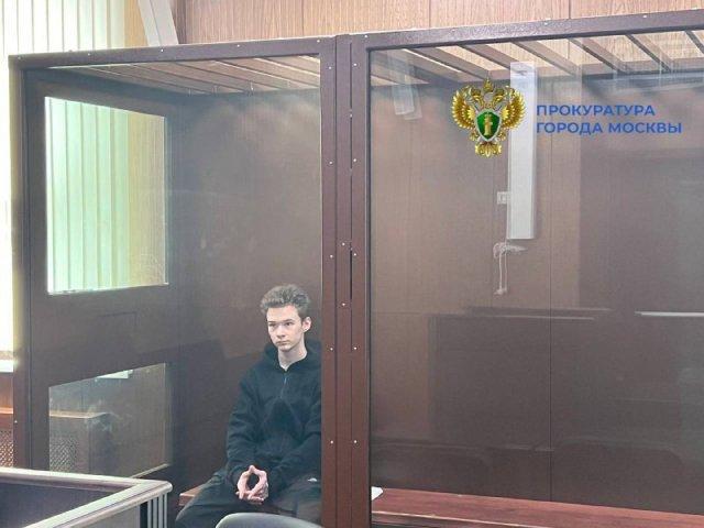 Сына актера Вадима Демчога отправили в колонию на два года Сына актера Вадима Демчога отправили в колонию на два года