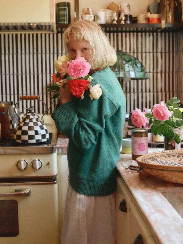 Памела Андерсон выпустила серию лимитированных огурцов