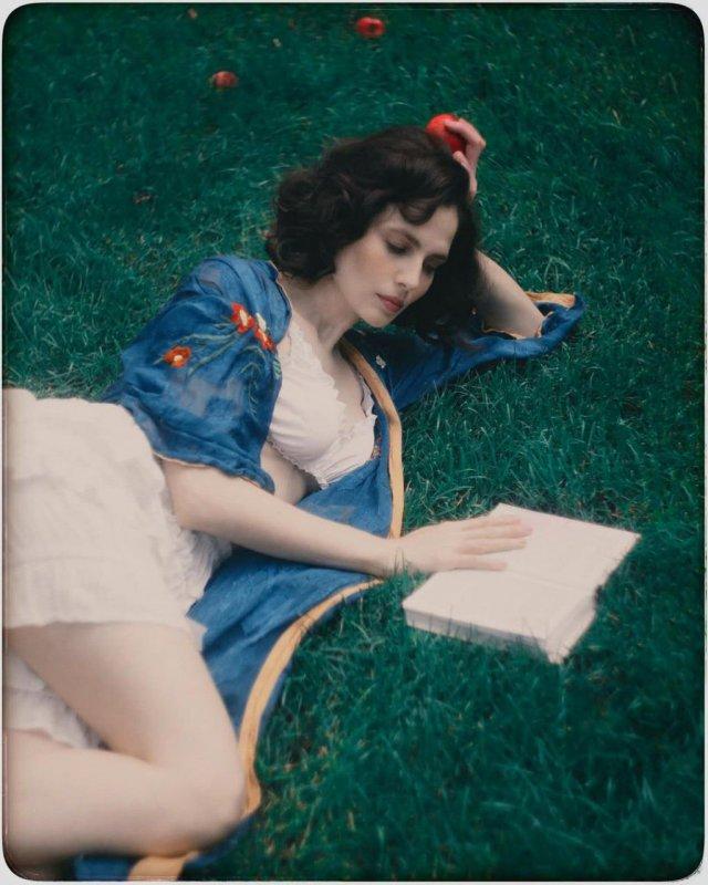 Юлия Снигирь в нежной фотосесси