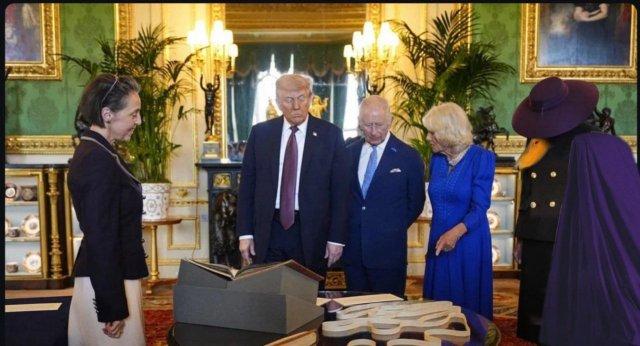 Мелания Трамп угодила в мемы из-за своего странного наряда