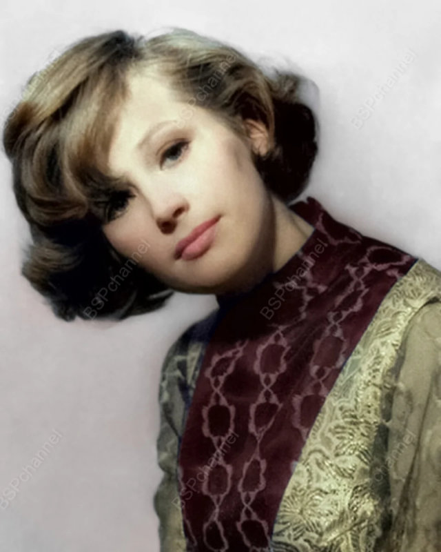 Подборка интересных ретро-снимков известных людей