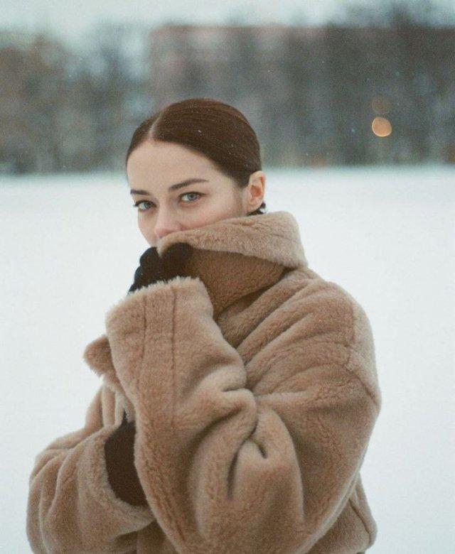 Марина Александрова отмечает 43-летие: лучшие фото актрисы