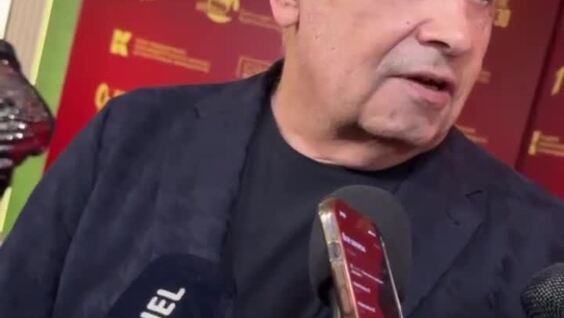 
        &laquo;Не&nbsp;ваше собачье дело&raquo;: Николай Расторгуев отчитал журналиста за&nbsp;вопрос о&nbsp;его&nbsp;гонорарах    