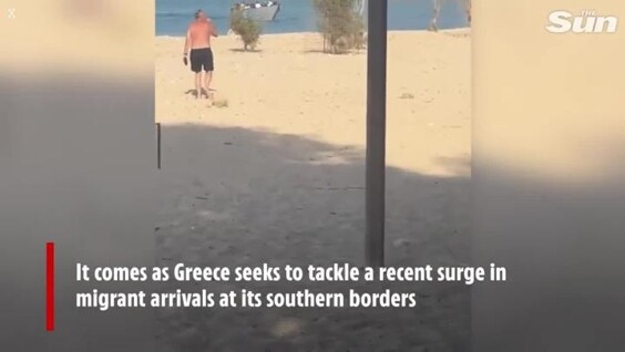 
        Туристы развернули лодку с&nbsp;мигрантами в&nbsp;Европе    