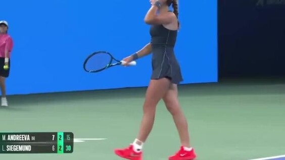 
        Российская теннисистка громко выругалась во&nbsp;время матча в&nbsp;Китае    