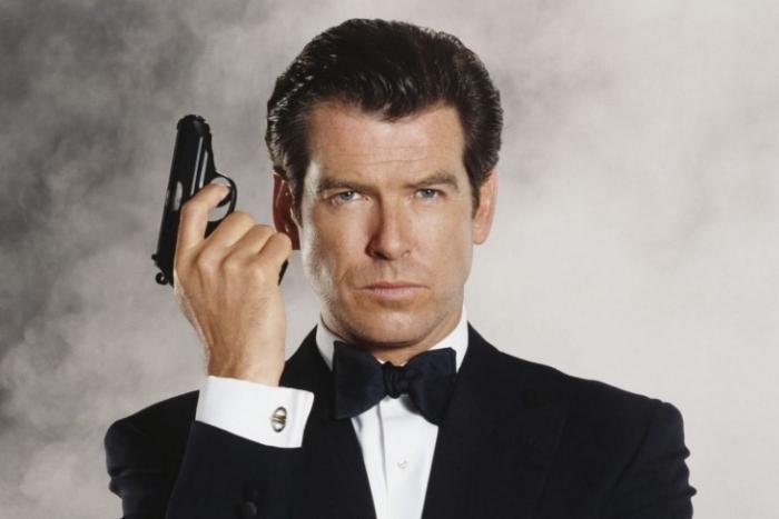 72-летний Пирс Броснан для Армани