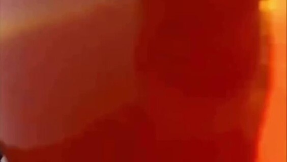 
        В&nbsp;США&nbsp;работяги поднимаются на&nbsp;башни высотой до&nbsp;600&nbsp;метров, чтобы поменять лампочку    