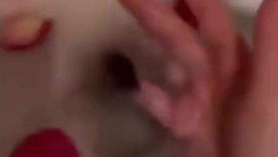 
        Кот&nbsp;взбодрил хозяйку    