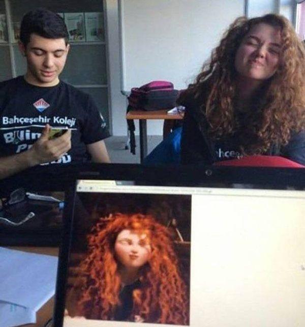 Когда Вселенная подмигивает: забавные совпадения, которые вызывают улыбку