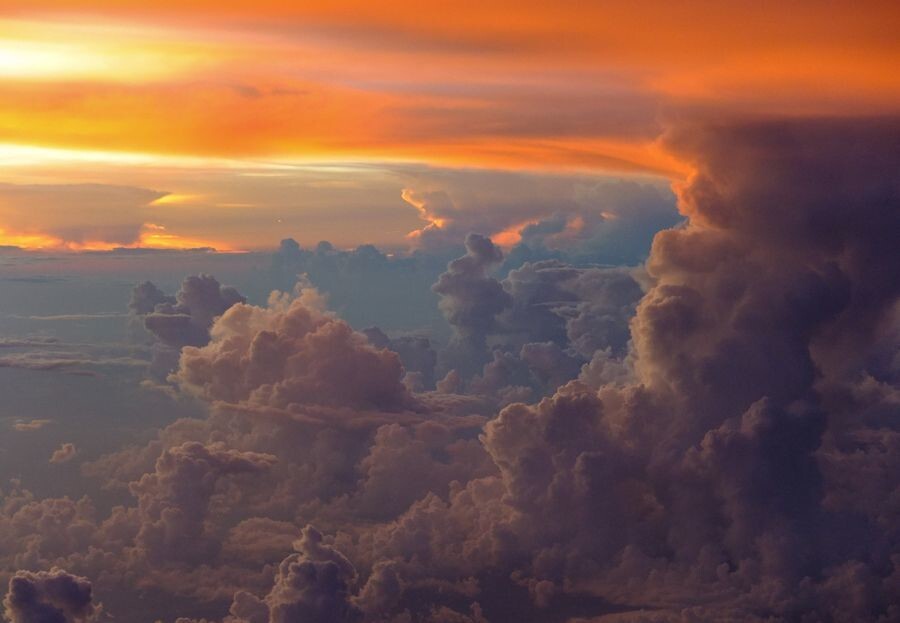 
        25&nbsp;персонажей и&nbsp;декораций небесного театра, доказывающих, что&nbsp;облака могут быть объектом искусства    