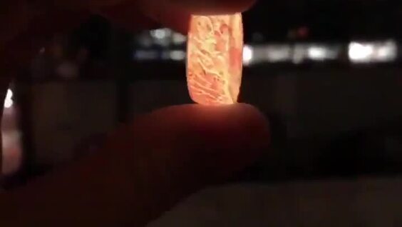 Кольцо из эпоксидной смолы с эффектом фосфоресценции
Кольцо из эпоксидной смолы с эффектом фосфоресценции