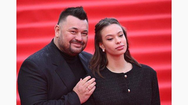 16-летняя дочь Сергея Жукова Ника закрутила роман с футболистом ЦСКА Матвеем Лукиным