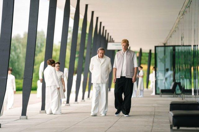 Матвеев, Колокольников, Ярмольник и другие звезды в сериале "Полдень" по роману Стругацких