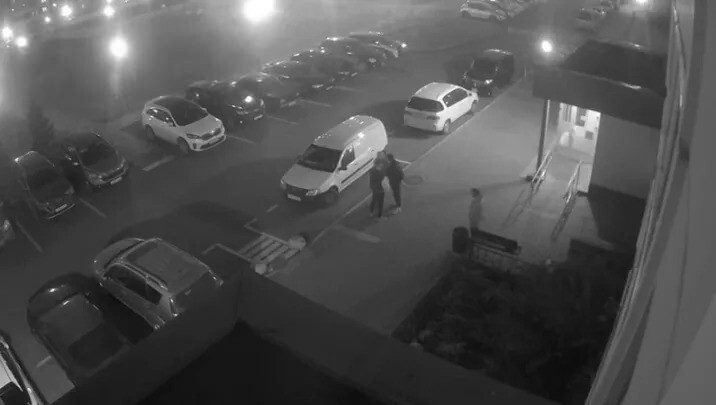 В Томске боец ММА избил подростка и выбил ему зубы
В Томске боец ММА избил подростка и выбил ему зубы