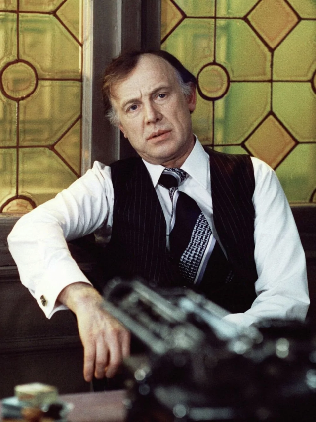 Интересные снимки знаменитых людей Интересные снимки знаменитых людей