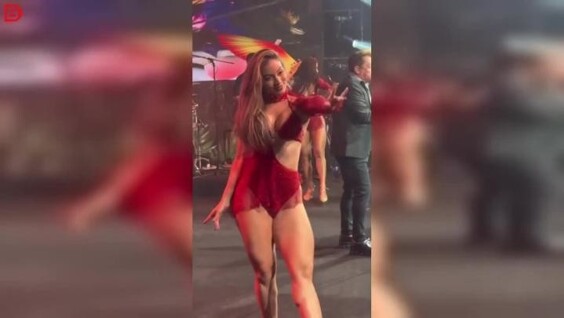 Танец, от которого невозможно оторвать глаз
Танец, от которого невозможно оторвать глаз