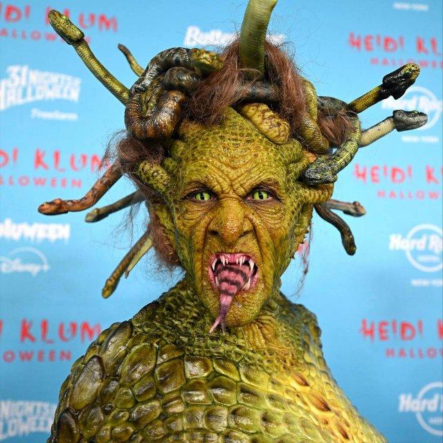 Хайди Клум показала, какой наряд выбрала для праздника Хэллоуин Хайди Клум показала, какой наряд выбрала для праздника Хэллоуин