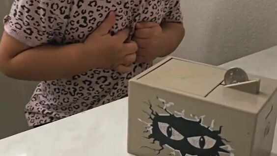 
        Фокус с&nbsp;исчезновением зарплаты    