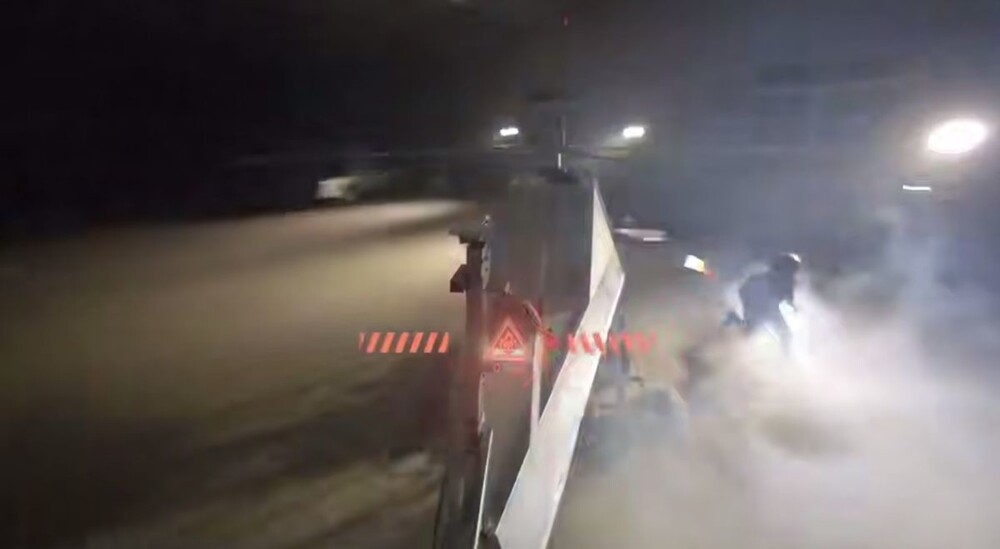 
        Геймер из&nbsp;Китая собрал "вертолёт" для&nbsp;полётов в&nbsp;Battlefield 6    