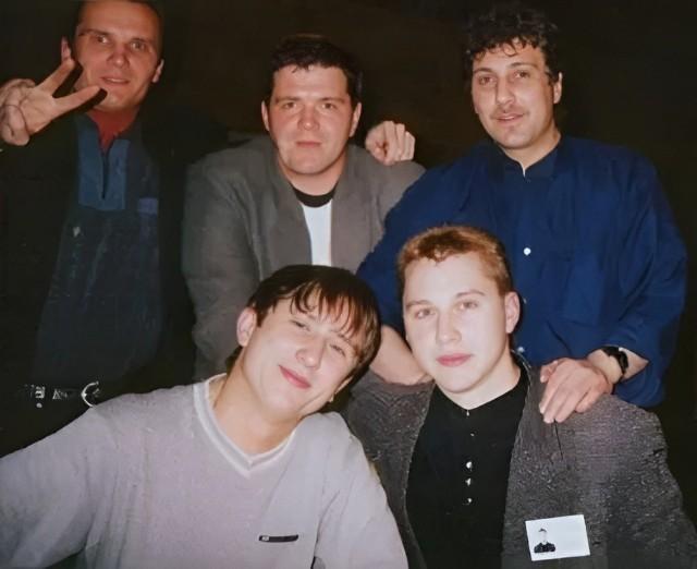 Знаменитости в 90-х