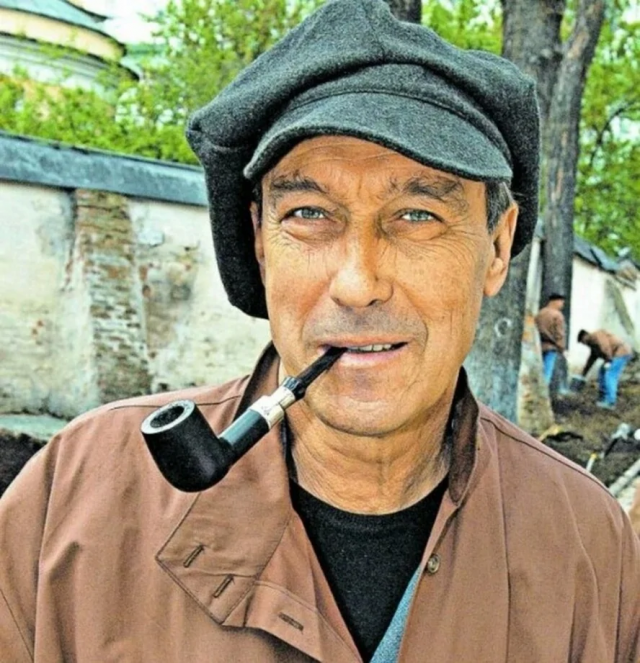 Интересные снимки знаменитых людей Интересные снимки знаменитых людей