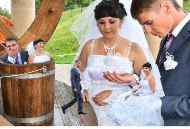 Свадебный фотошоп, бессмысленный и беспощадный. Подборка забавных фото! Свадебный фотошоп, бессмысленный и беспощадный. Подборка забавных фото!