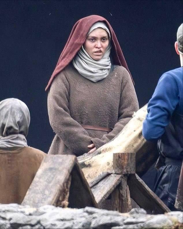 Эту дочь известного актера, которую признавали новым секс-символом, никто не узнает в гриме