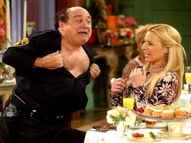 Денни ДеВито отмечает 81-летие: яркие фото актера