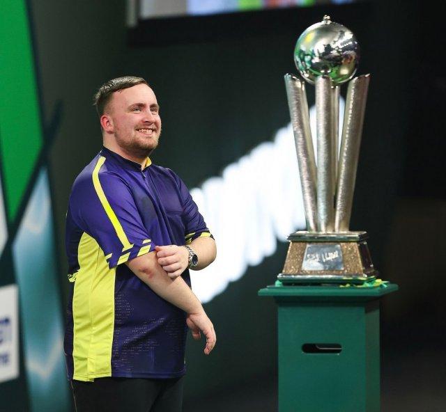 Самый сексуальный спортсмен Земли &mdash; 18-летний чемпион мира по дартсу Люк Литтлер