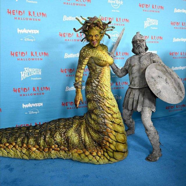 Хайди Клум показала, какой наряд выбрала для праздника Хэллоуин Хайди Клум показала, какой наряд выбрала для праздника Хэллоуин