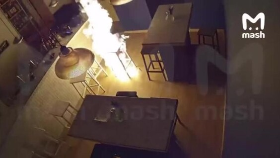 
        Бармен в&nbsp;грузинском пабе устроил пожар во&nbsp;время проверки спирта    