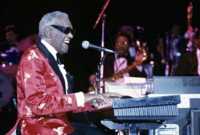 Знаменитости в 90-х