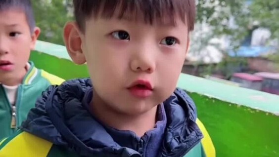 
        Ответы китайских детей на&nbsp;вопрос о&nbsp;браке их&nbsp;родителей    