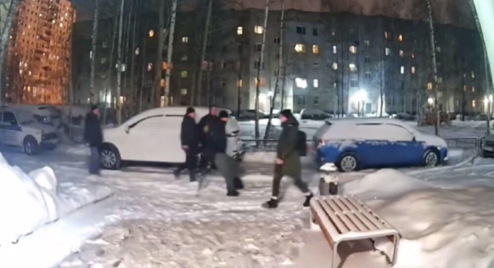 
        Пьяный парень избил девушку в&nbsp;Нижневартовске    