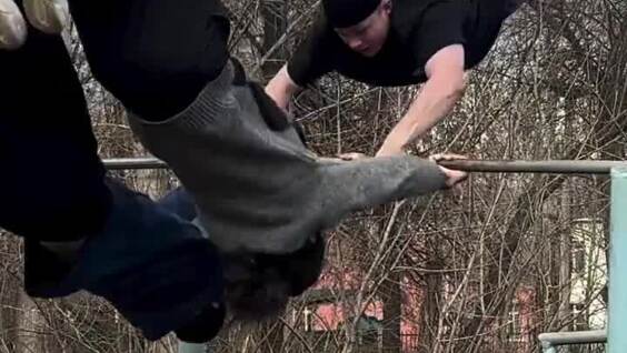 
        Синхронный трюк    