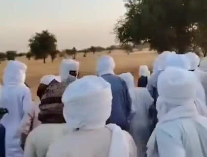 
        Мужчина случайно подстрелил жениха на&nbsp;свадьбе    